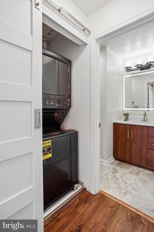 6931 MARY CAROLINE CIRCLE Unit: I