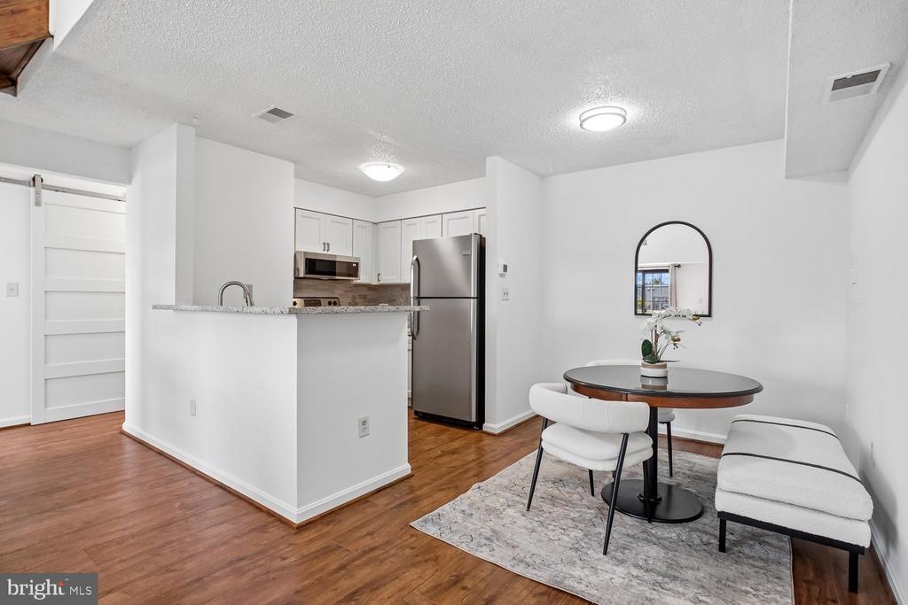 6931 MARY CAROLINE CIRCLE Unit: I