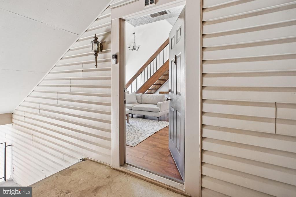 6931 MARY CAROLINE CIRCLE Unit: I