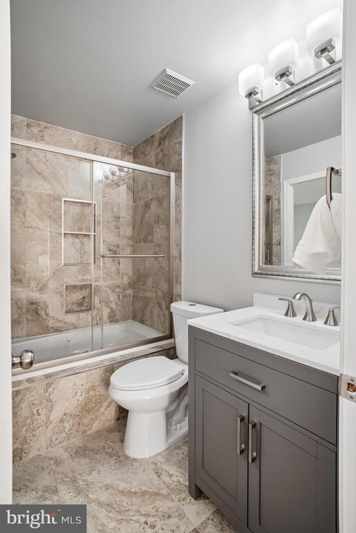 6931 MARY CAROLINE CIRCLE Unit: I