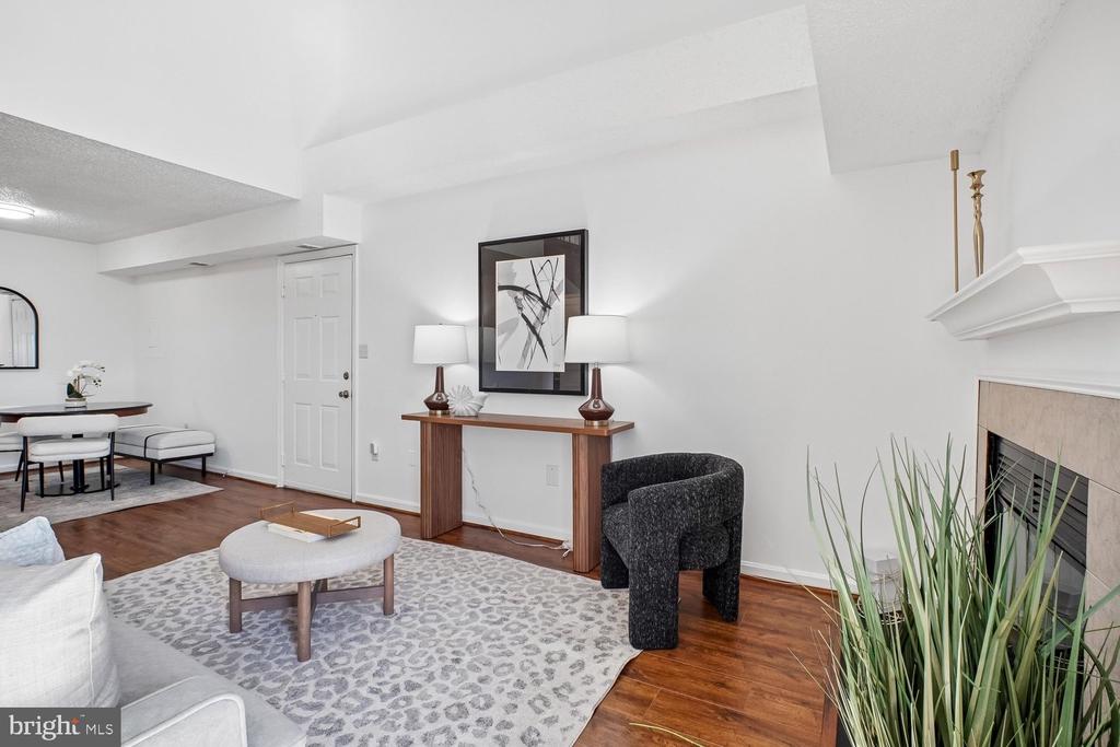 6931 MARY CAROLINE CIRCLE Unit: I