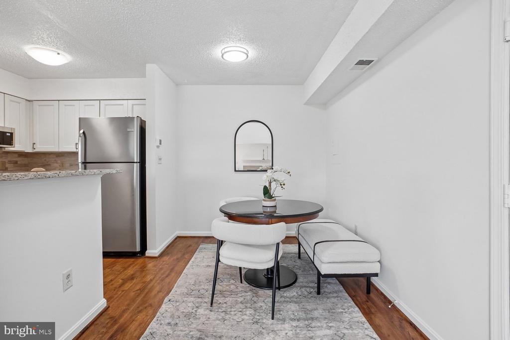 6931 MARY CAROLINE CIRCLE Unit: I