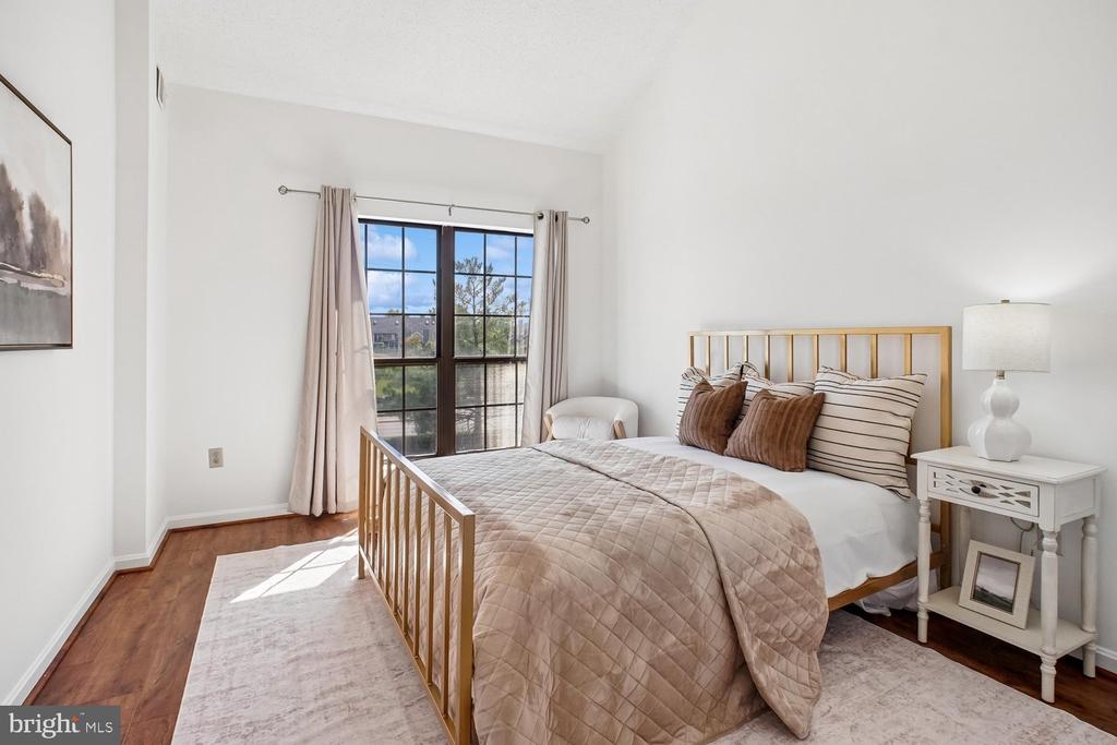 6931 MARY CAROLINE CIRCLE Unit: I