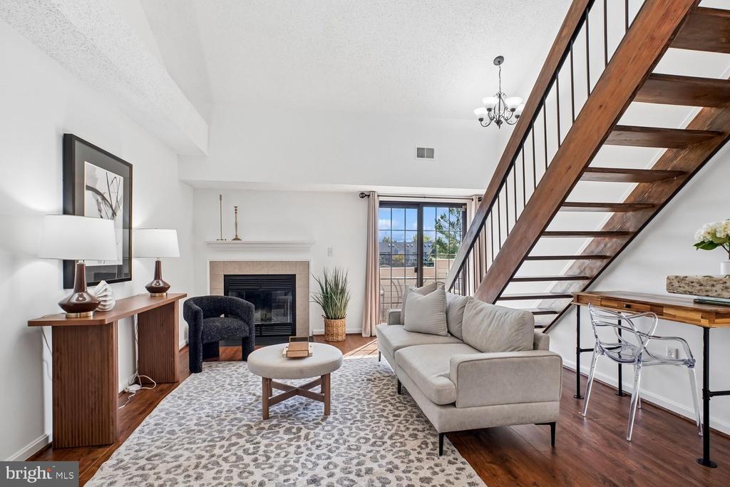 6931 MARY CAROLINE CIRCLE Unit: I