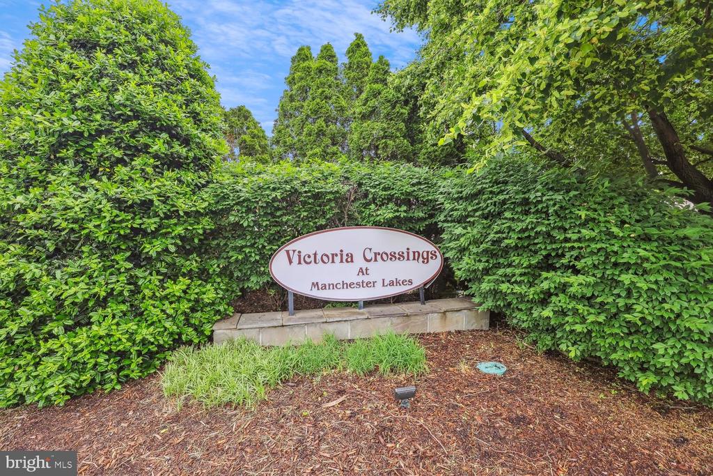 6931 MARY CAROLINE CIRCLE Unit: I