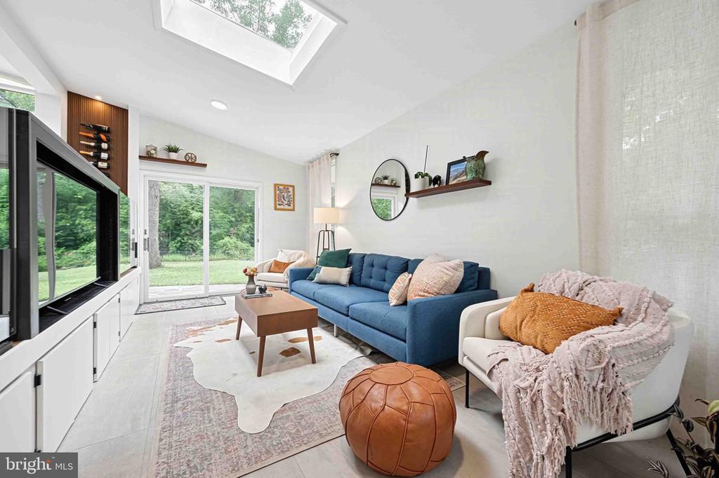 2400 SHERWOOD HALL LANE