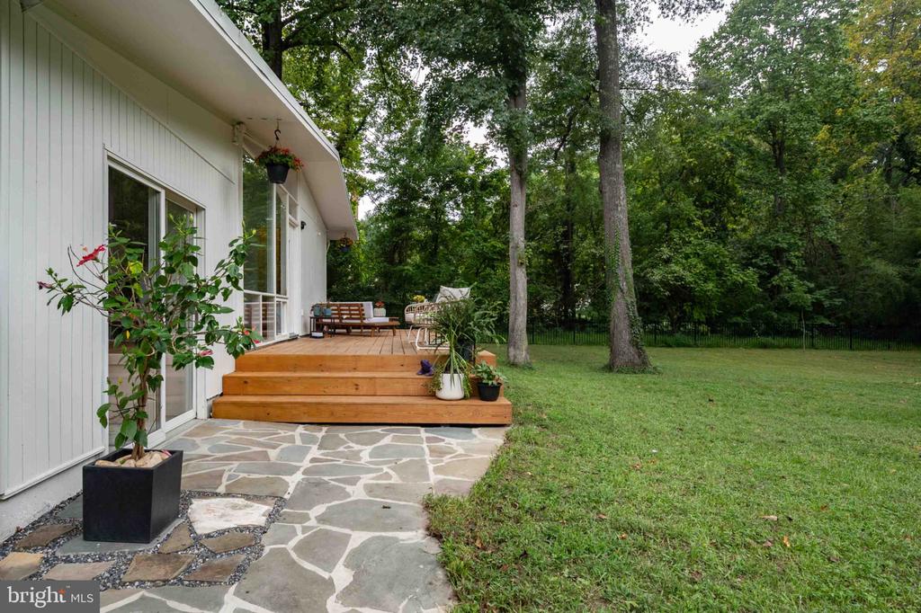 2400 SHERWOOD HALL LANE