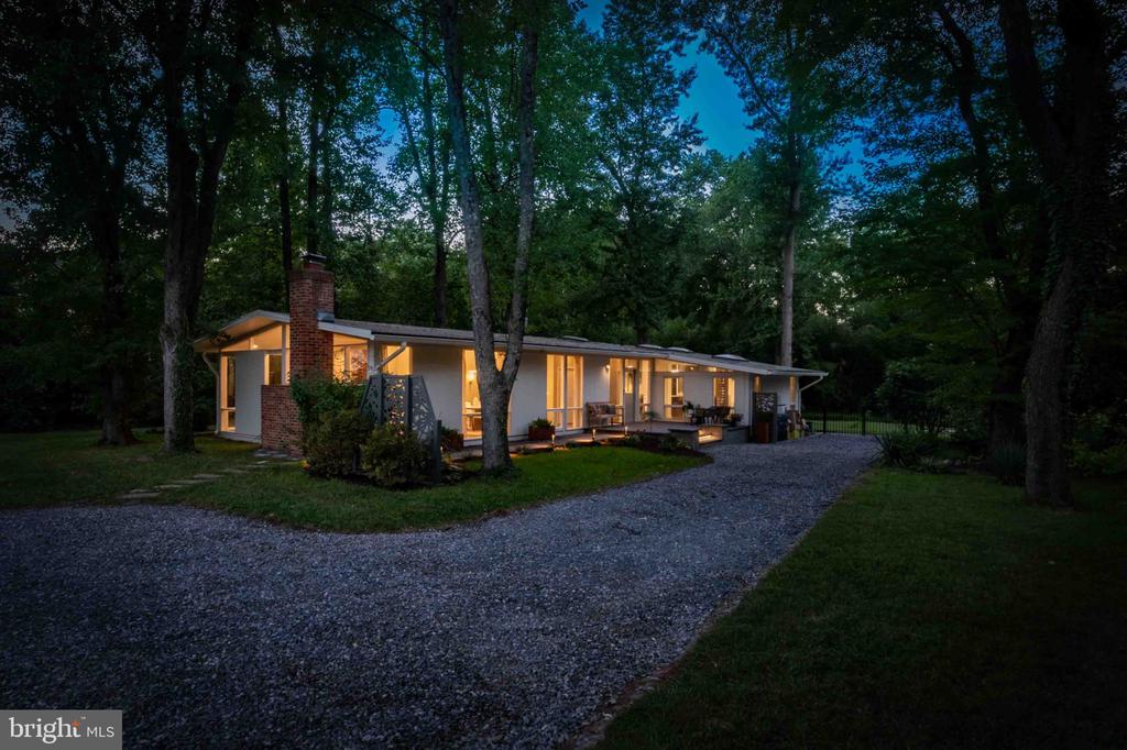 2400 SHERWOOD HALL LANE
