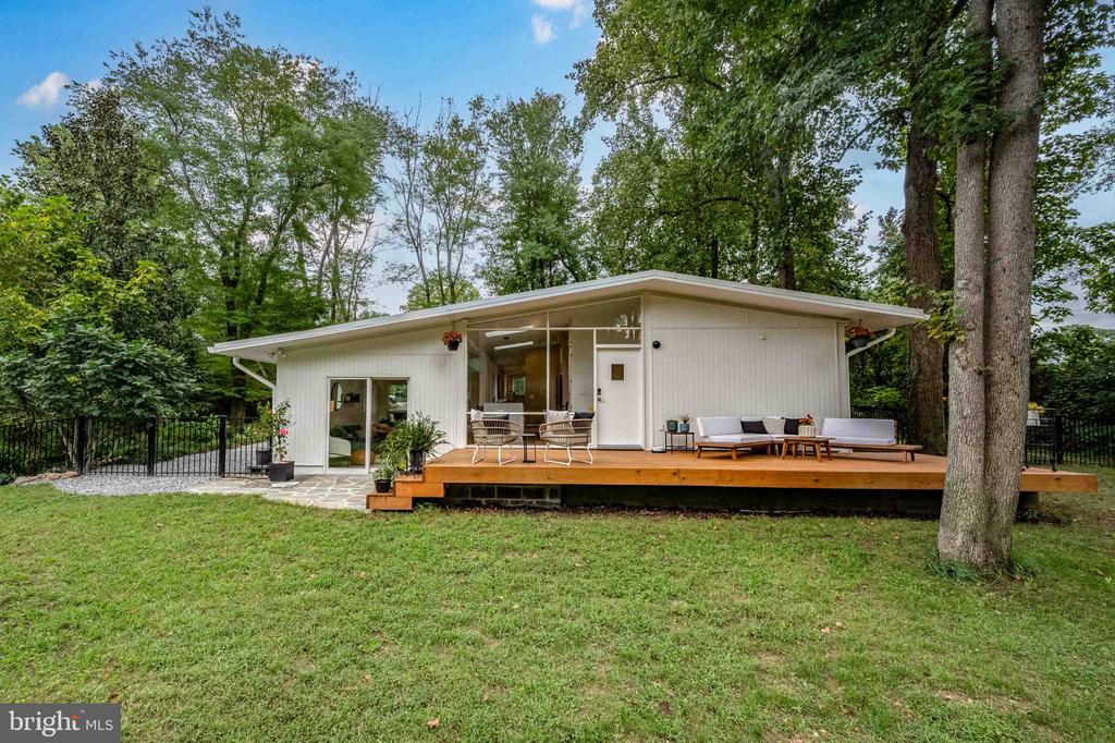 2400 SHERWOOD HALL LANE