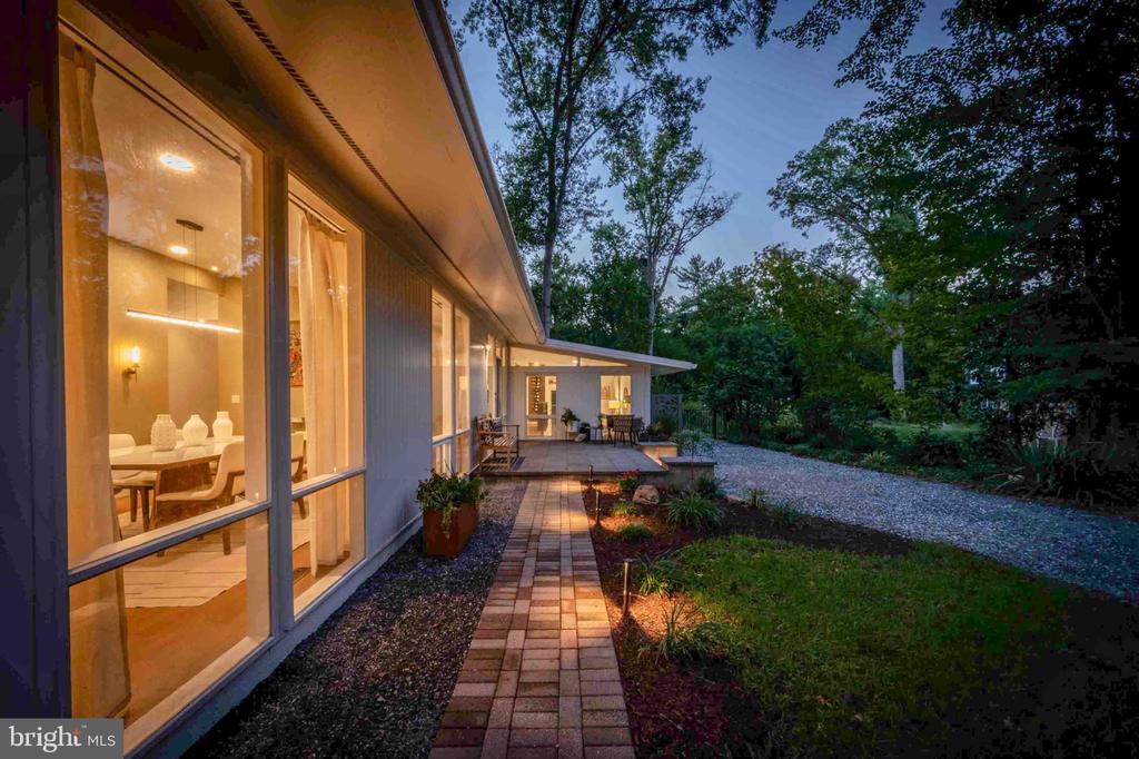 2400 SHERWOOD HALL LANE