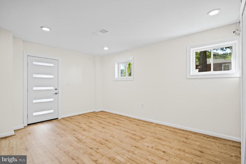 9408 FOREST HAVEN DRIVE