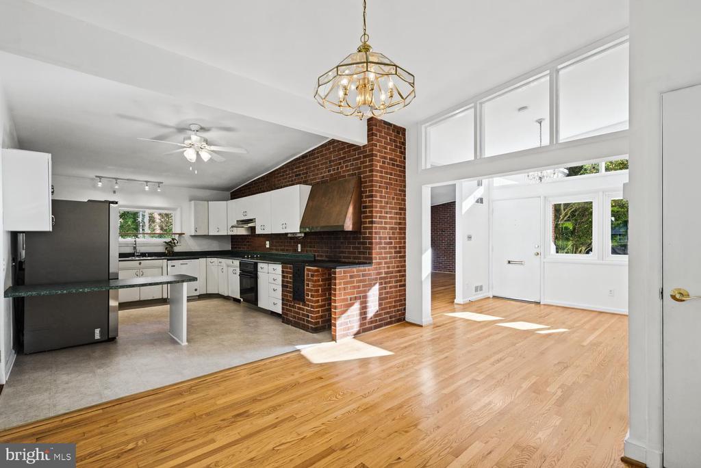 9408 FOREST HAVEN DRIVE