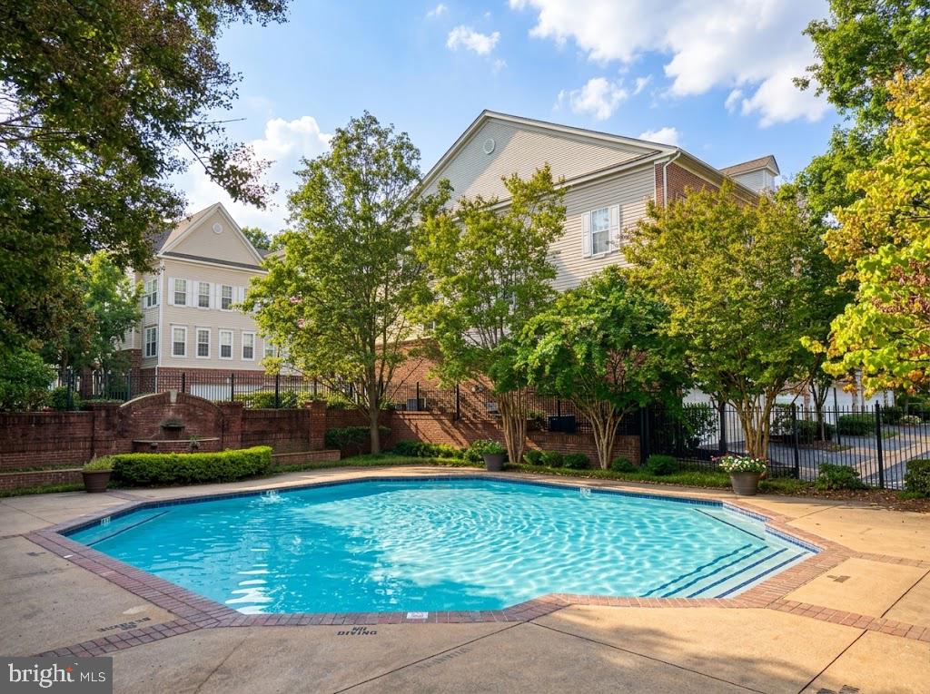 3015 NICOSH CIRCLE Unit: 2108