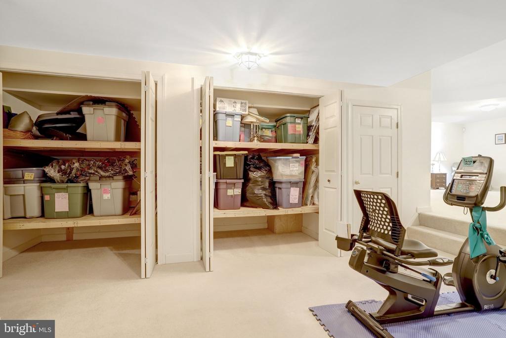 6422 CALEB COURT