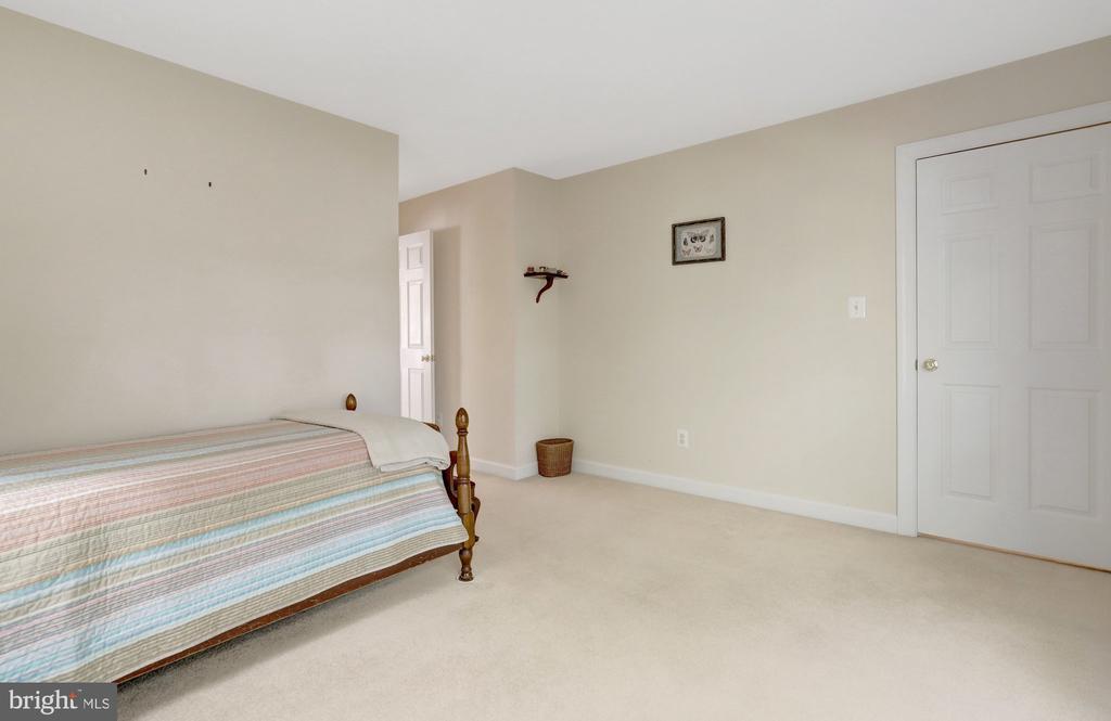 6422 CALEB COURT