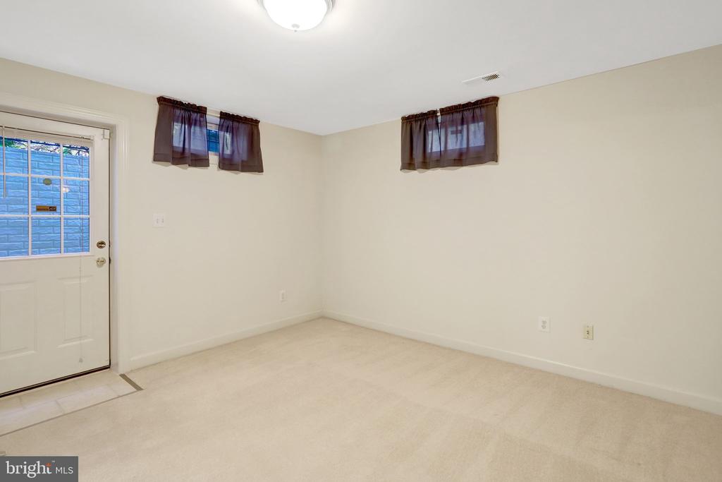 6422 CALEB COURT