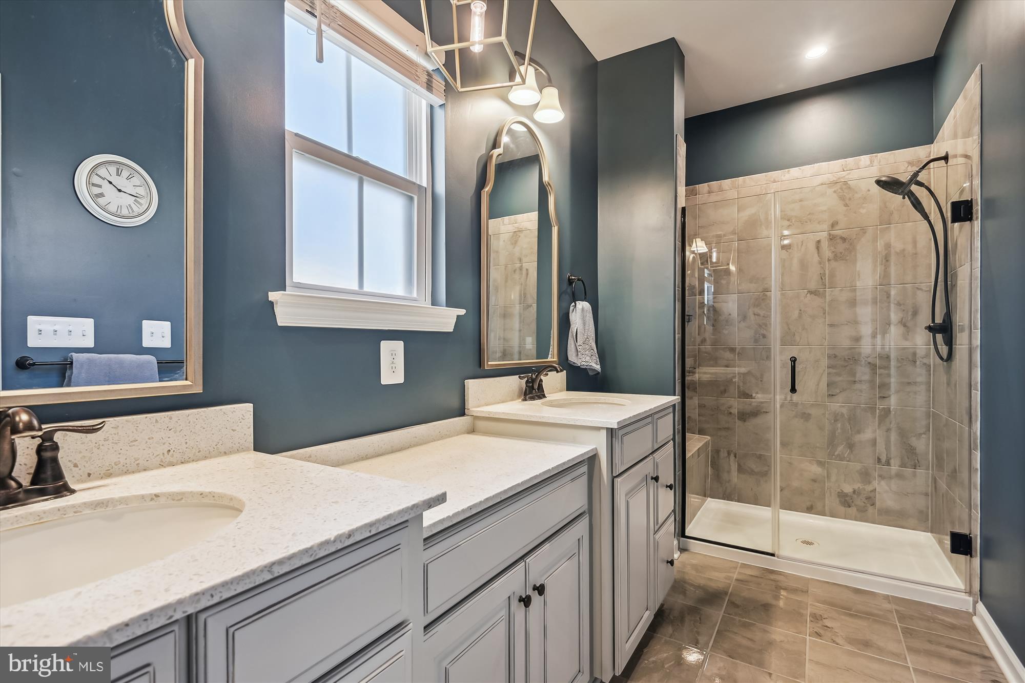 43498 Apple Orchard Sq