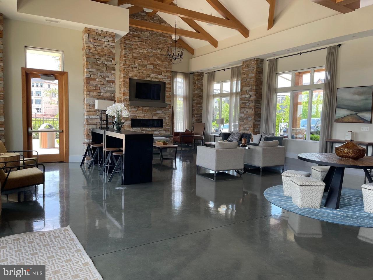 43498 Apple Orchard Sq
