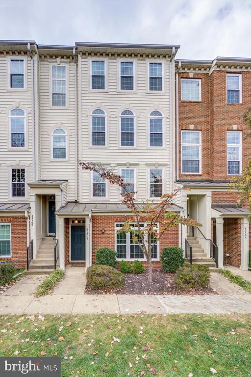 42305 ONYX TERRACE