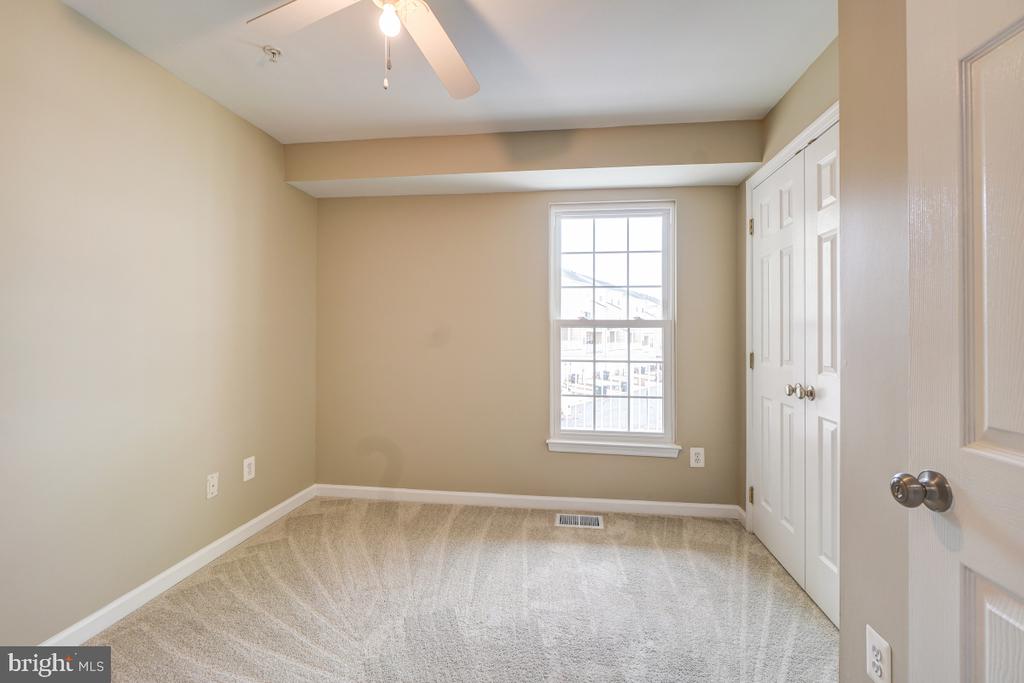 42305 ONYX TERRACE