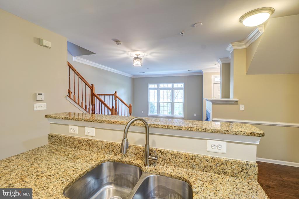 42305 ONYX TERRACE