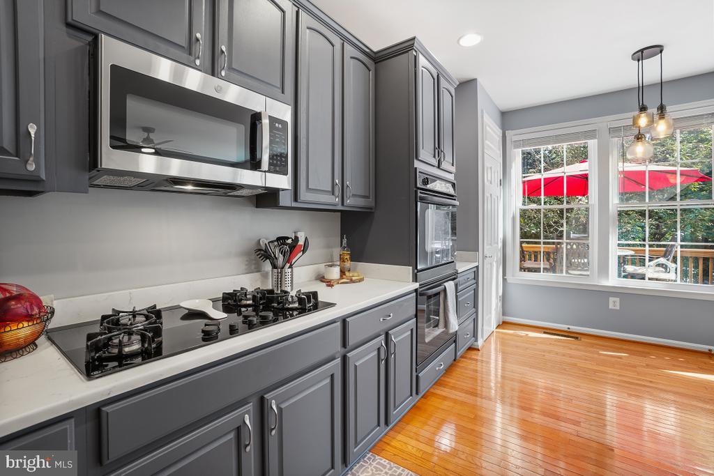 43082 SHADOW TERRACE