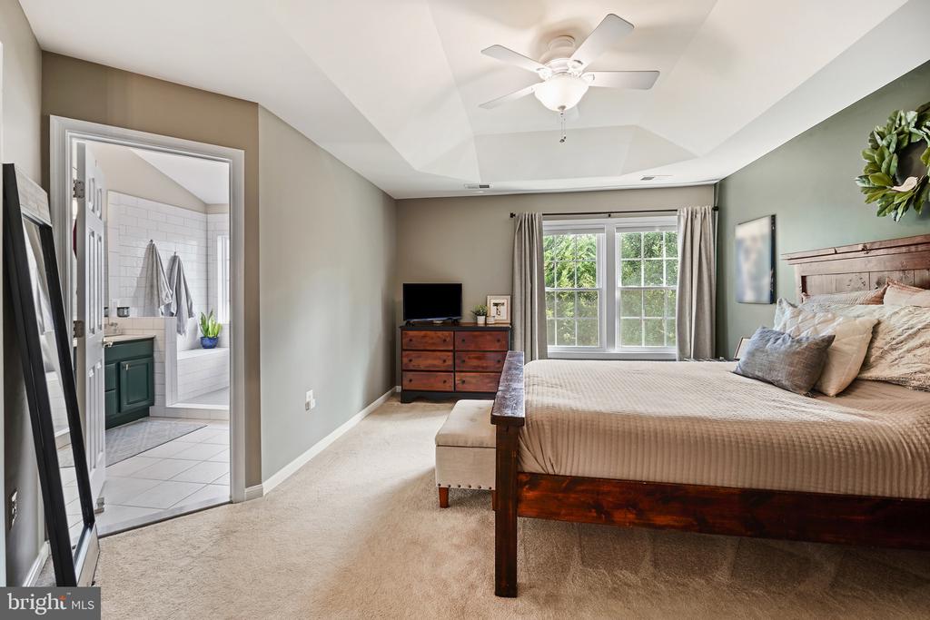 43082 SHADOW TERRACE