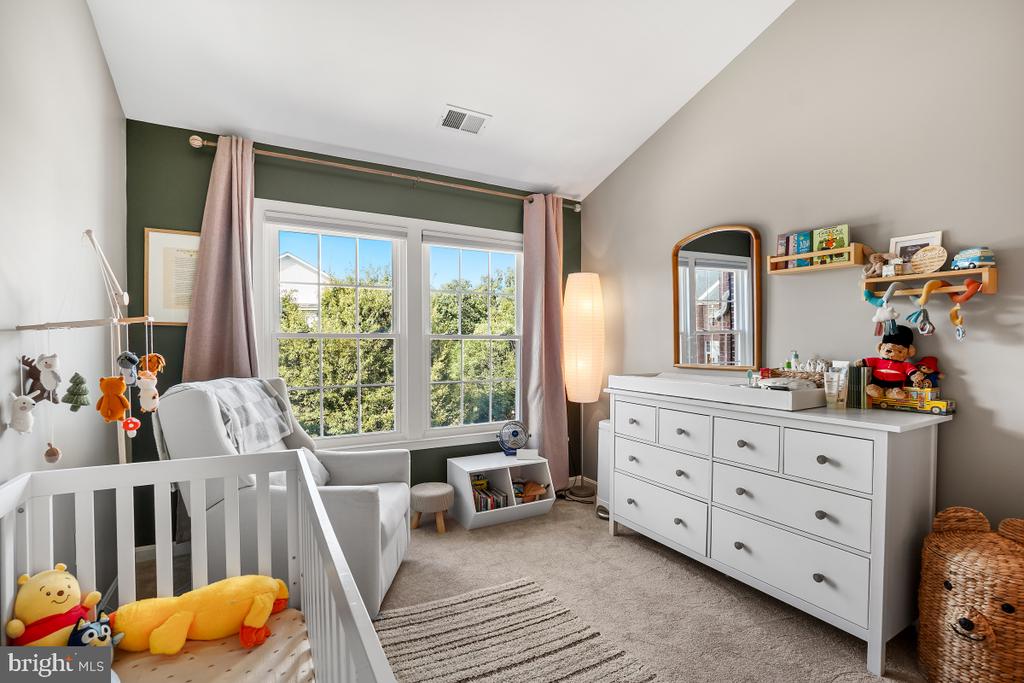 43082 SHADOW TERRACE