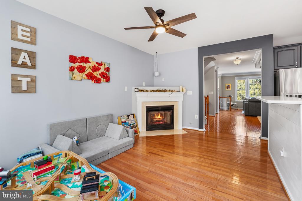 43082 SHADOW TERRACE
