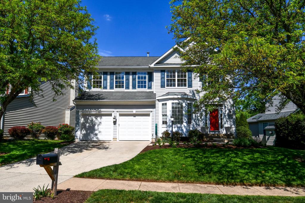 20818 SHY BEAVER COURT