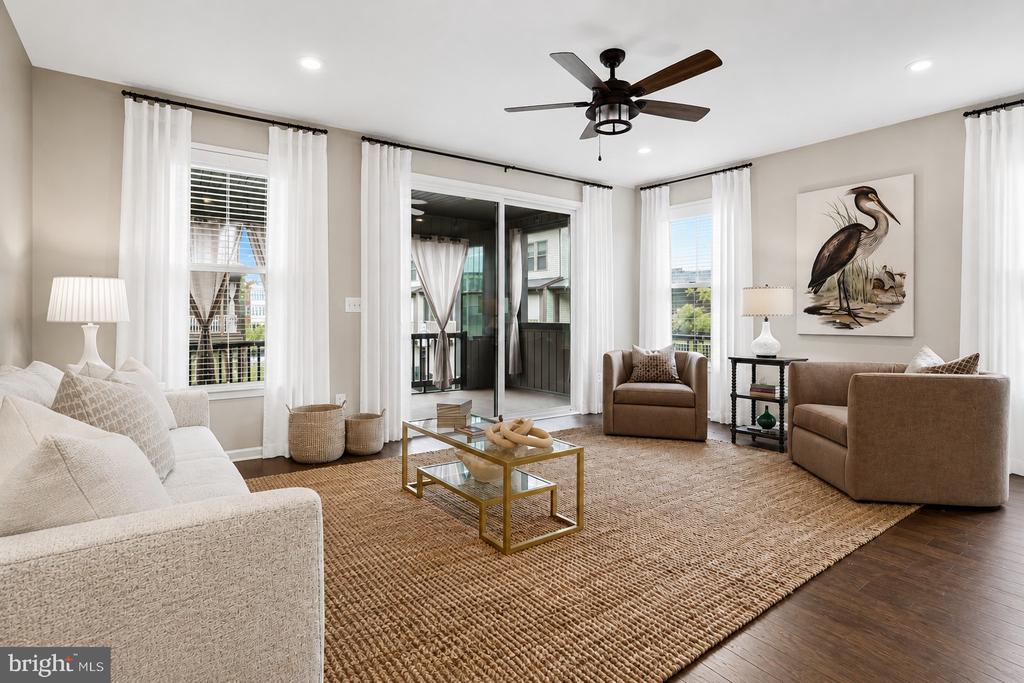 43498 APPLE ORCHARD SQUARE