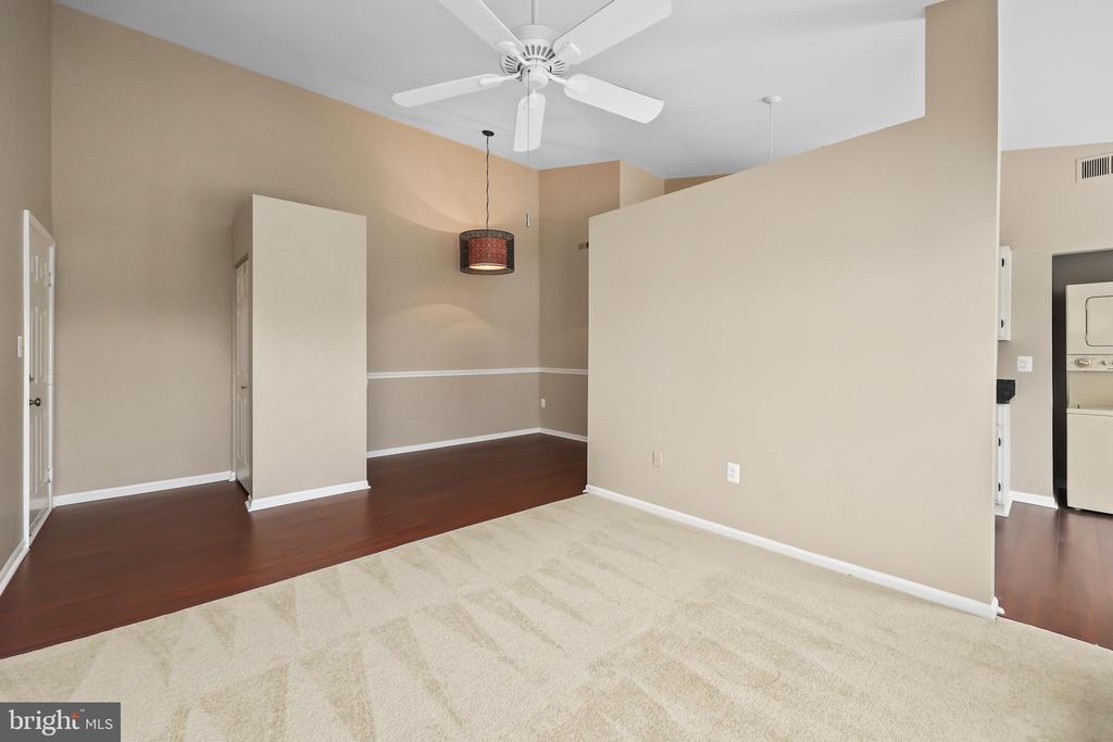 8374 BUTTRESS LANE 402