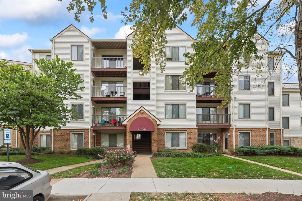 8374 BUTTRESS LANE 402