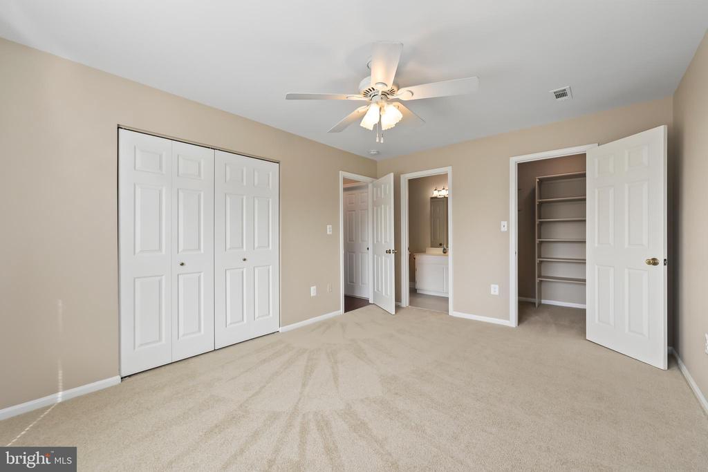 8374 BUTTRESS LANE 402