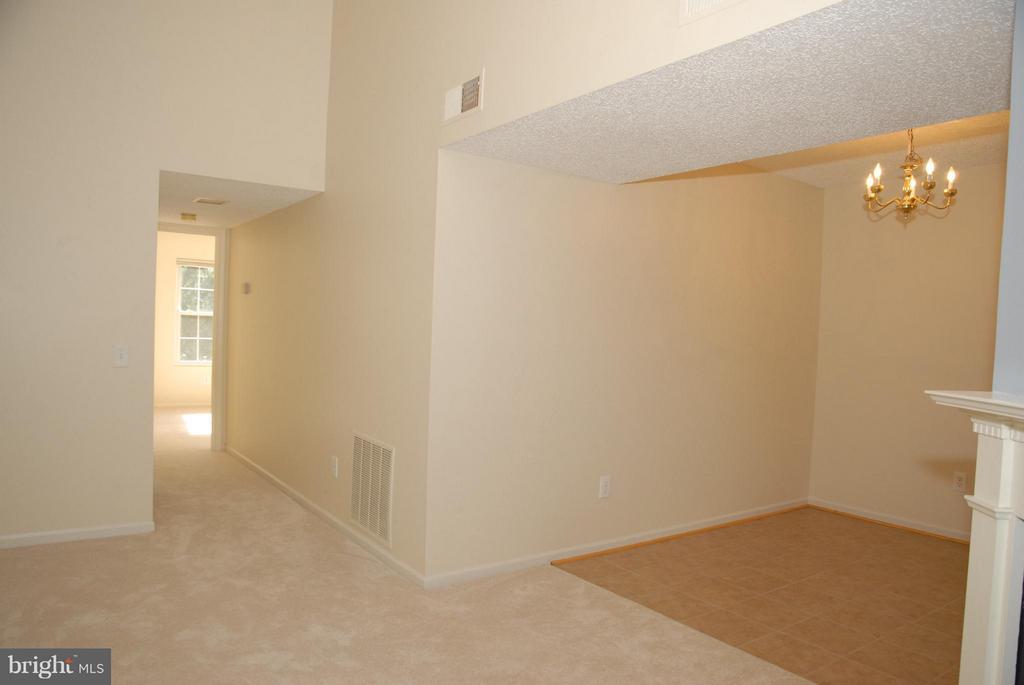 9230 NIKI PLACE 301