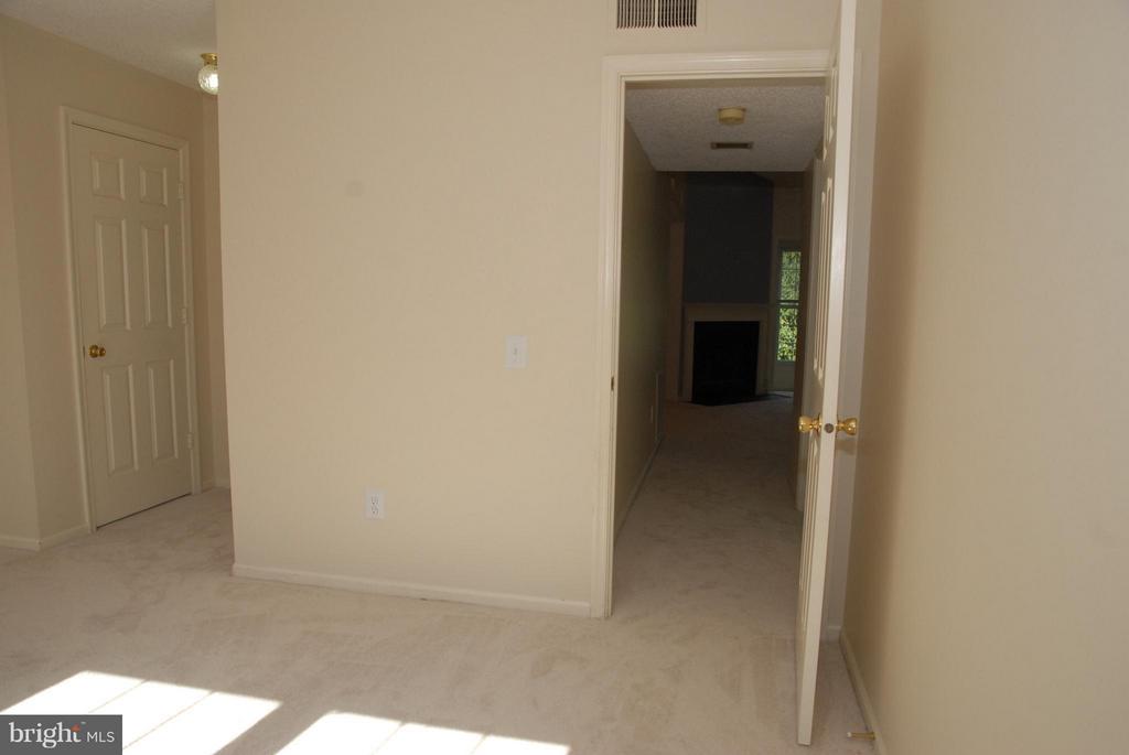 9230 NIKI PLACE 301