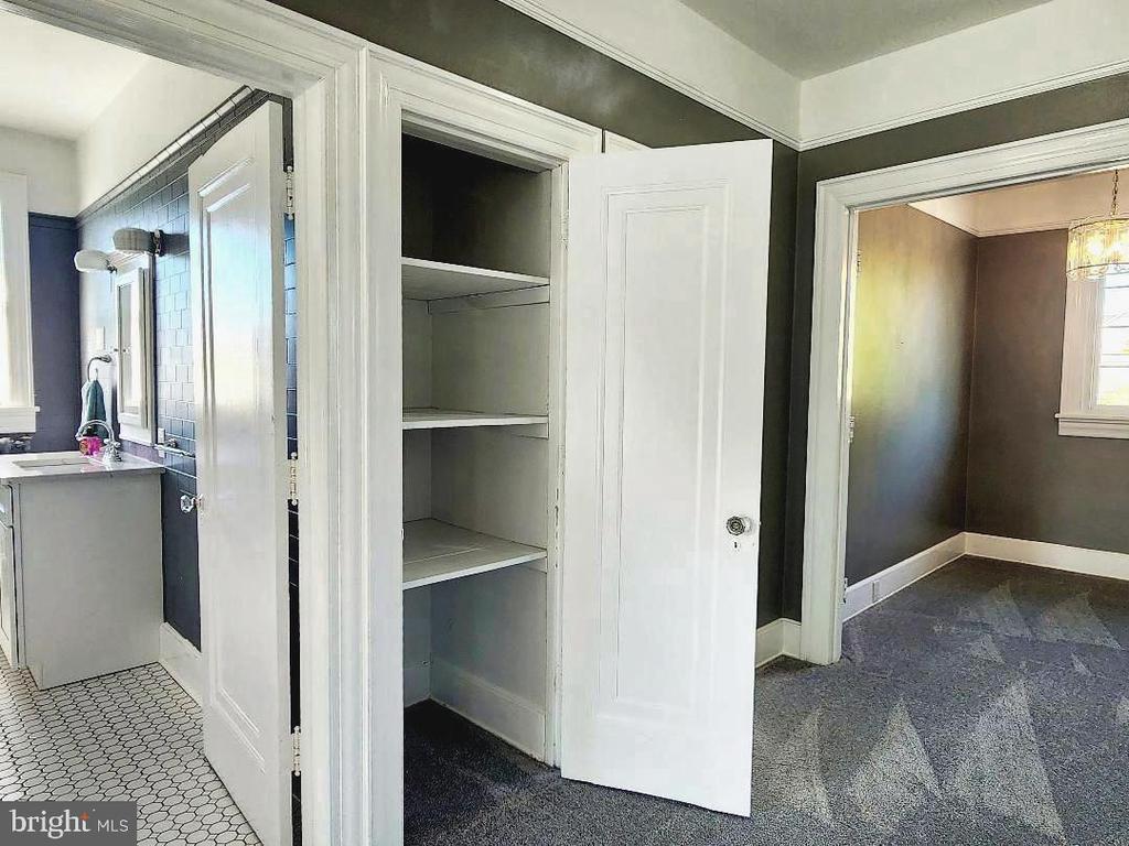 515 FOURTH STREET