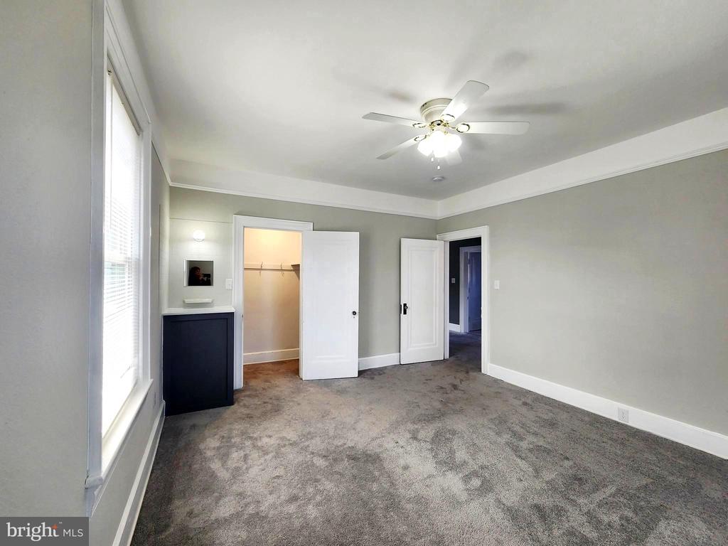 515 FOURTH STREET
