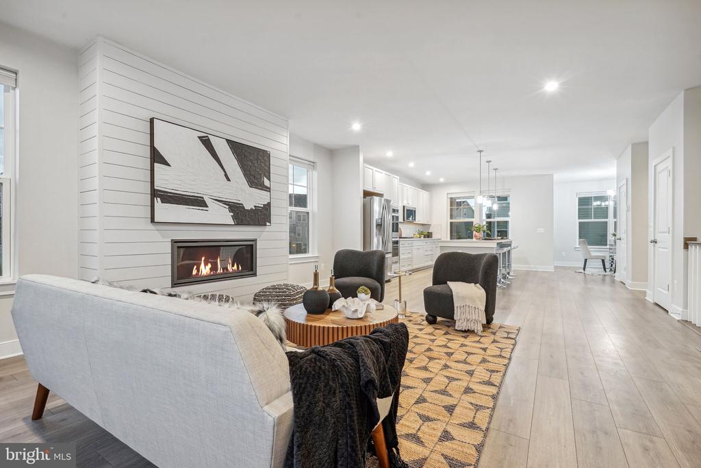 1494 MEADOWLARK GLEN ROAD