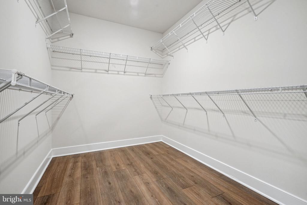 1494 MEADOWLARK GLEN ROAD
