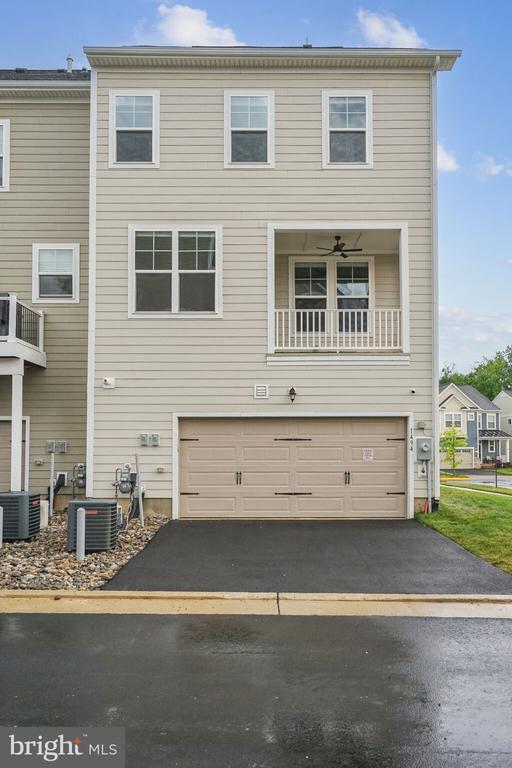 1494 MEADOWLARK GLEN ROAD
