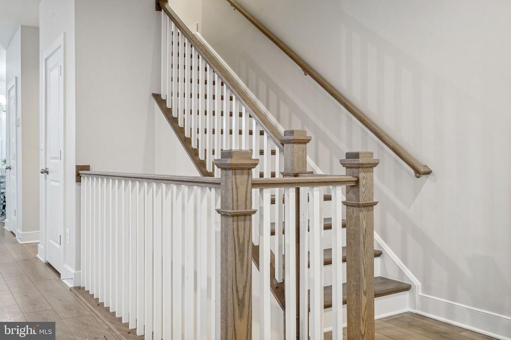 1494 MEADOWLARK GLEN ROAD