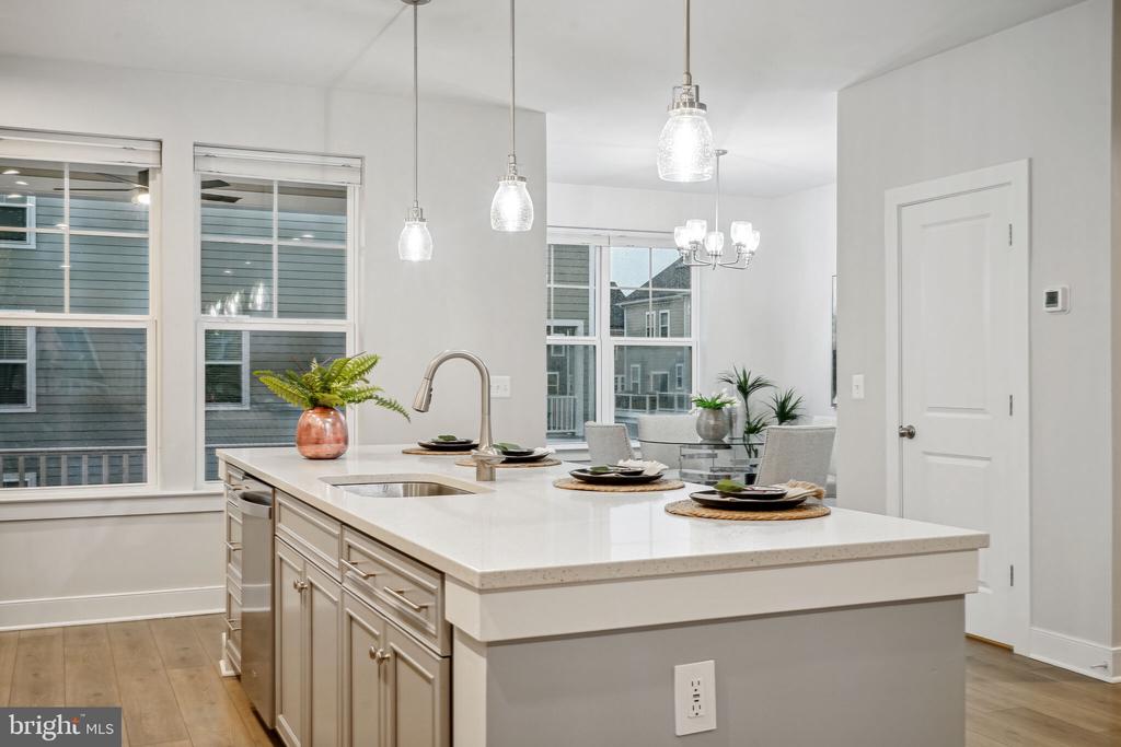 1494 MEADOWLARK GLEN ROAD