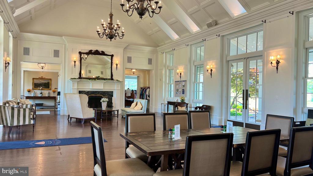 1494 MEADOWLARK GLEN ROAD