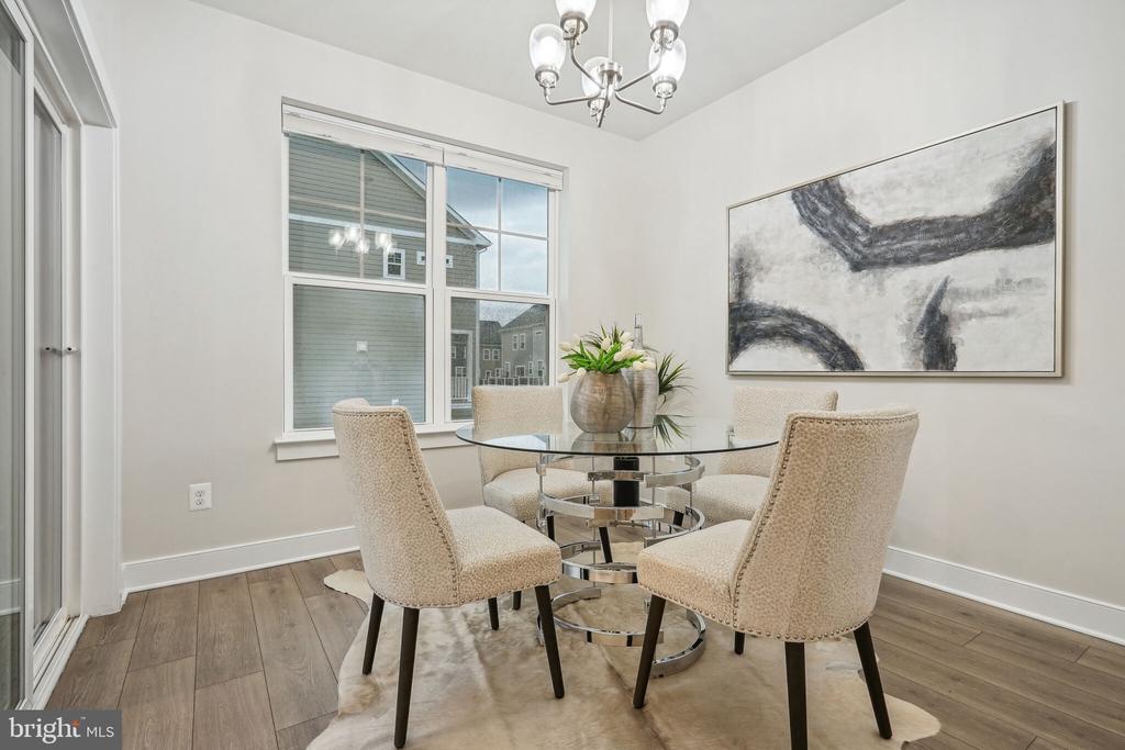 1494 MEADOWLARK GLEN ROAD