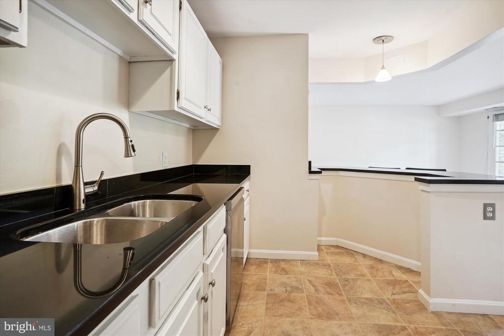12703 GORDON BOULEVARD 21