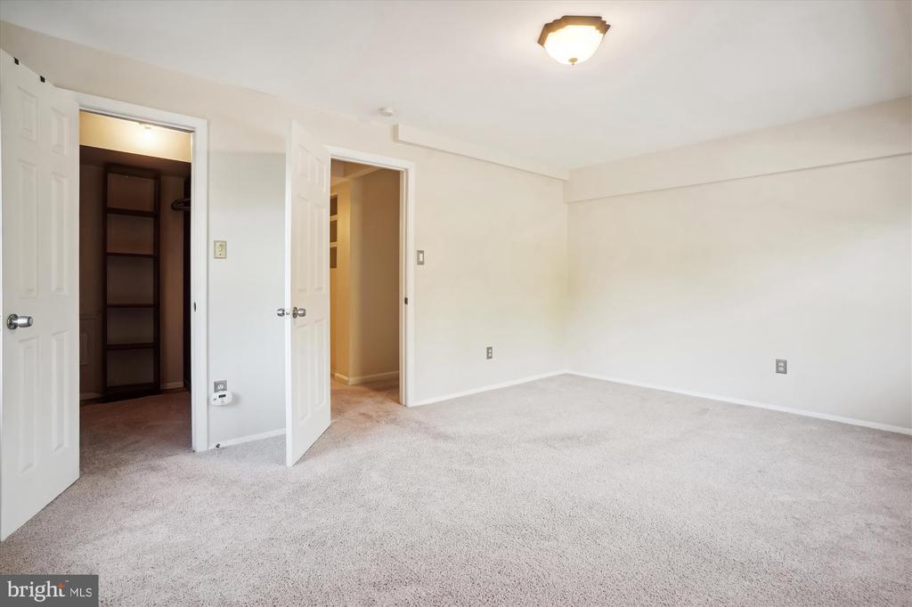12703 GORDON BOULEVARD 21