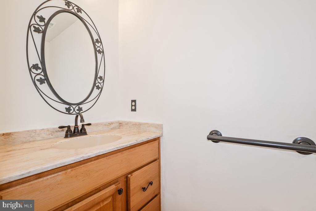 13081 SAINT ANDREWS COURT