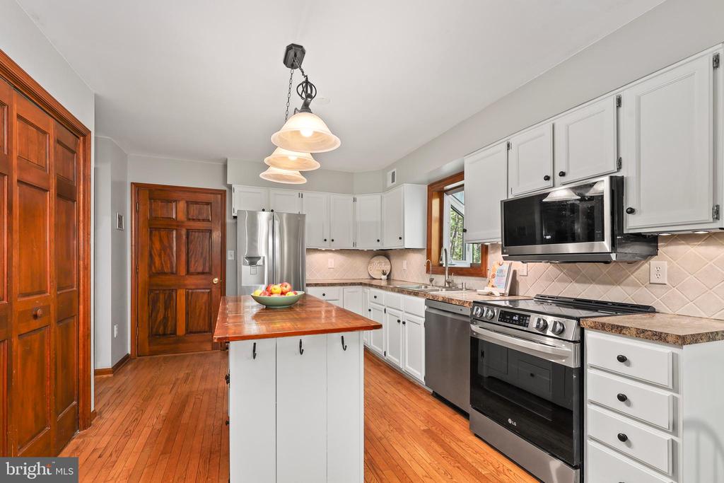 12782 LOST CREEK COURT