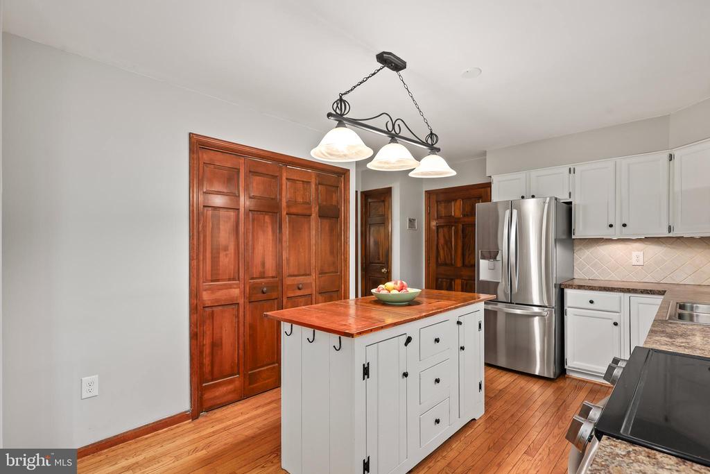 12782 LOST CREEK COURT